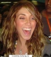 *Anny nemakiata* - in poza asta kiar e dagutza - *Anahi*