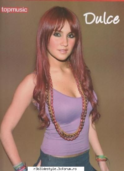 *Postere cu Dulce* - si mai e si asta da nu-mi place cum e imbracata - *Dulce Maria*