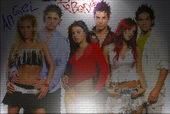 o sa mai pun cateva! :wink2: *rbd fac schimb de haine*