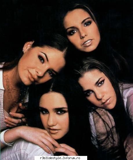 *fosta trupa : Jeans* - dulce a fost in mai multe trupe in afara de rbd - *Dulce Maria*
