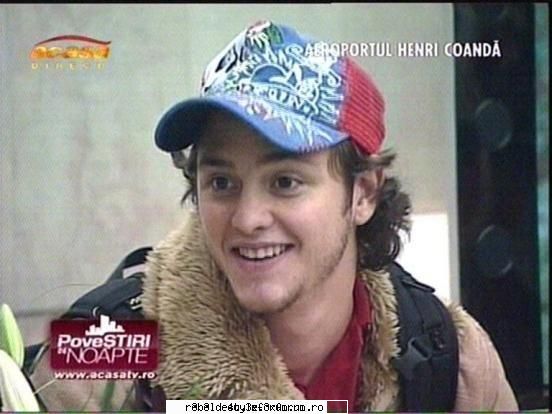 *noaptea venirii RBD in romania* - e mai puneti si voi ;) ultima e cu christopher - *RBD*