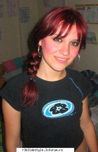 * sora geamana a lui Dulce* - Nu nu dulce n-are nici o sora insa exista o fata - *Dulce Maria*